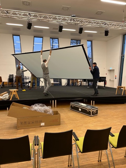 Aufbau der neuen Leinwand