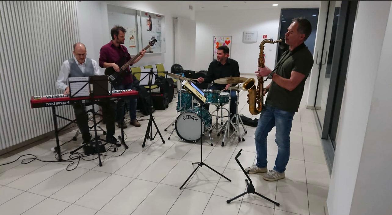 Lehrer-Jazz-Band der Musikschule Homburg am Kino Wochenende